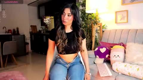 Snapshot of eveekendal_ chatting on November 13, 9:58 pm Eve online show from November 13, 9:58 pm