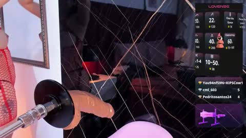 Snapshot of evelin_belen chatting on October 16, 12:17 pm EVELIN online show from October 16, 12:17 pm