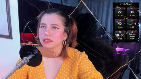 Snapshot of evelin_belen chatting on October 24, 12:34 pm EVELIN online show from October 24, 12:34 pm