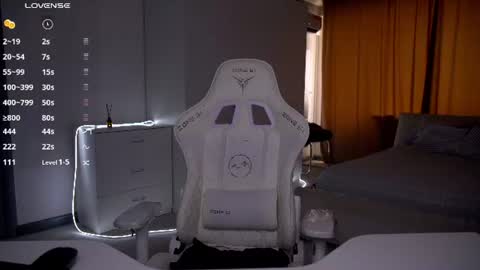 Snapshot of evelina_fox chatting on July 10, 9:56 am Evelina online show from July 10, 9:56 am