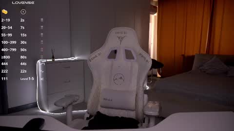 Snapshot of evelina_fox chatting on July 12, 12:07 pm Evelina online show from July 12, 12:07 pm