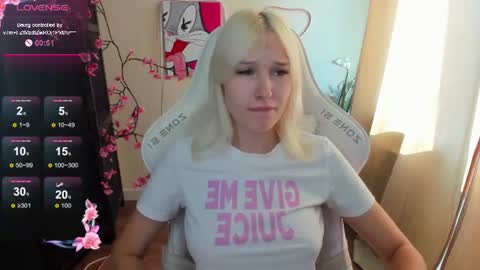 Evelina online show from July 30, 1:26 am