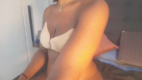 DAYANITA online show from January 6, 7:06 pm