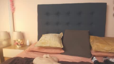 DAYANITA online show from April 25, 7:11 pm