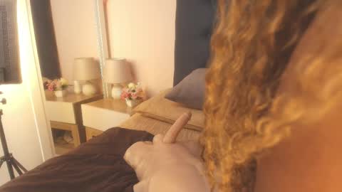 DAYANITA online show from April 28, 7:08 pm