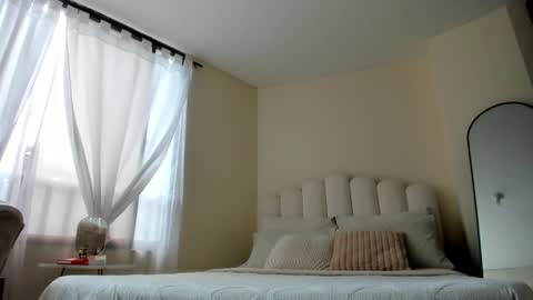 Snapshot of evelyn_coelloo chatting on November 11, 5:57 pm Eve online show from November 11, 5:57 pm