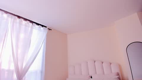 Snapshot of evelyn_coelloo chatting on November 18, 9:52 pm Eve online show from November 18, 9:52 pm