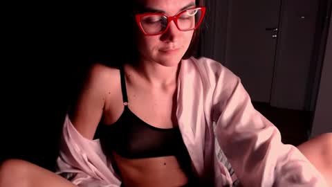 Evelyn online show from June 18, 6:56 pm