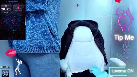 evelyne_rose online show from February 11, 5:45 am