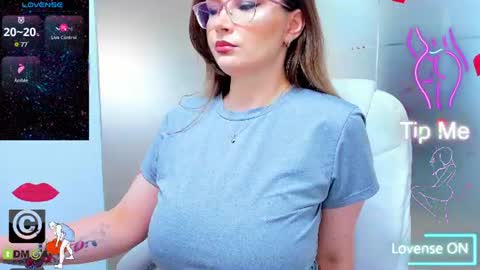 evelyne_rose online show from July 1, 5:09 am