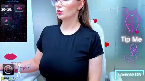 evelyne_rose online show from July 3, 5:03 am