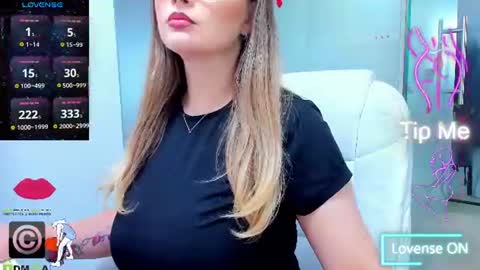 evelyne_rose online show from July 5, 4:52 am