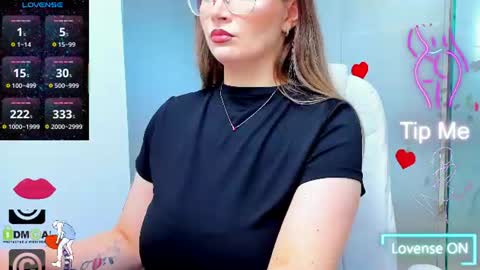 evelyne_rose online show from July 26, 4:53 am