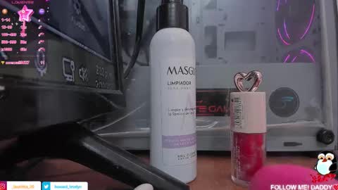 LAURA SOFIA  INDEPENDENT MODEL FOLLOW ME NOW ALMOST 10000 FOLLOWERS online show from October 2, 7:10 pm