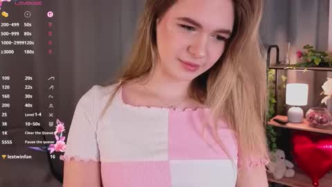 Mia online show from March 14, 9:37 am