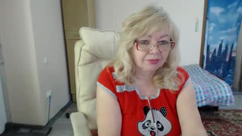 BarbaraBlondy online show from February 8, 9:46 am