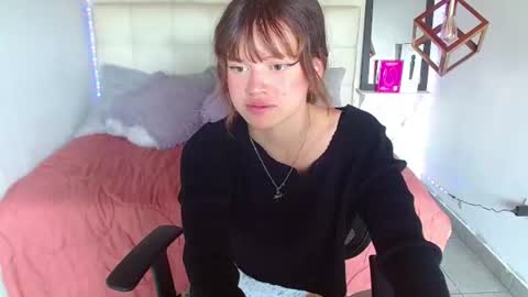 evelynn_fox_ online show from June 30, 6:31 pm