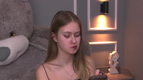 Snapshot of evemundie chatting on March 10, 3:41 pm Eve online show from March 10, 3:41 pm