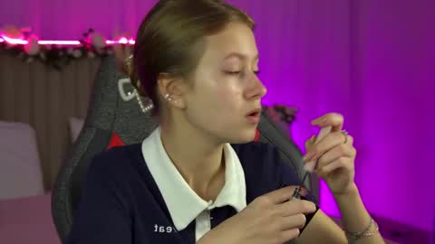 Snapshot of evemundie chatting on September 9, 12:15 pm Eve online show from September 9, 12:15 pm