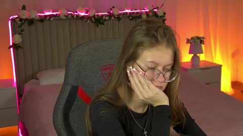 Snapshot of evemundie chatting on October 21, 12:28 pm Eve online show from October 21, 12:28 pm