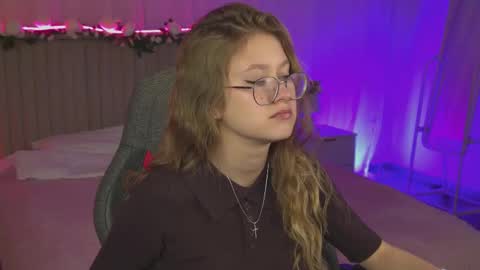 Snapshot of evemundie chatting on November 14, 10:03 am Eve online show from November 14, 10:03 am