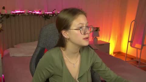 Snapshot of evemundie chatting on November 17, 6:30 am Eve online show from November 17, 6:30 am