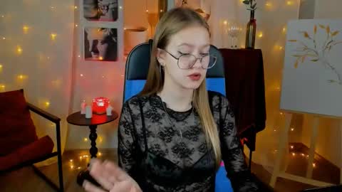 Snapshot of evemundie chatting on December 2, 12:54 pm Eve online show from December 2, 12:54 pm