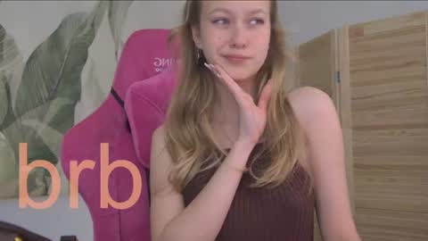 Snapshot of evemundie chatting on July 8, 5:34 am Eve online show from July 8, 5:34 am