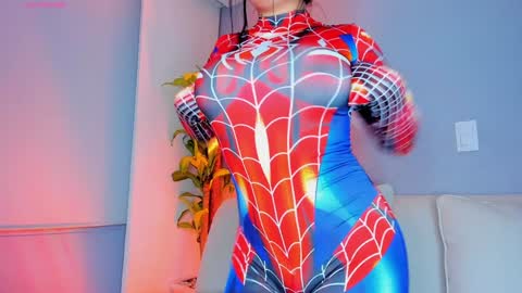 Snapshot of even_scoty chatting on January 3, 11:46 am even_scoty online show from January 3, 11:46 am