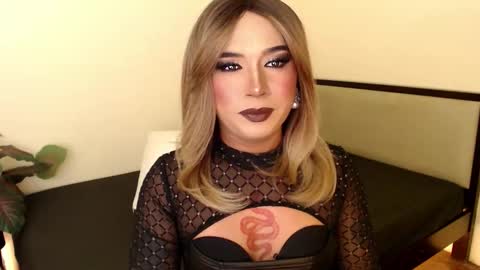 BEST OF BOTH WORLD online show from December 19, 5:20 pm