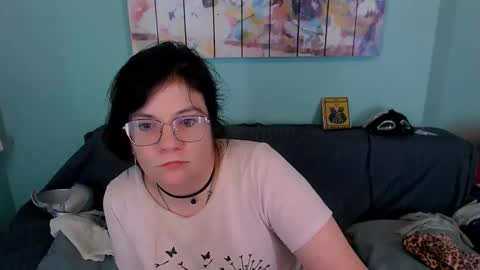 Everly online show from March 10, 12:15 am