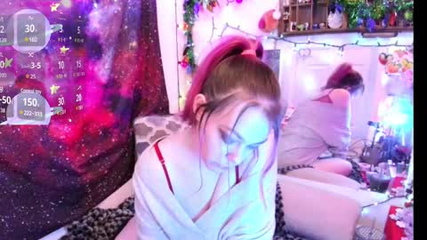 Evie online show from December 30, 6:09 am