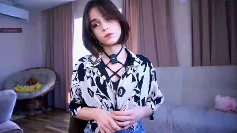 Snapshot of evervessi chatting on September 18, 7:21 am Anita online show from September 18, 7:21 am