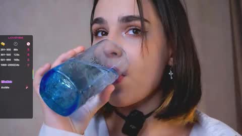 Anita online show from October 4, 3:26 am