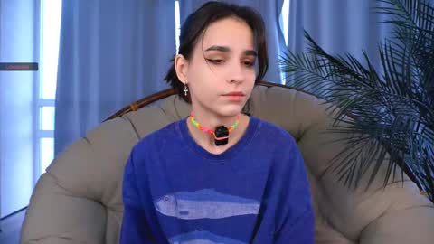 Snapshot of evervessi chatting on October 5, 4:44 am Anita online show from October 5, 4:44 am