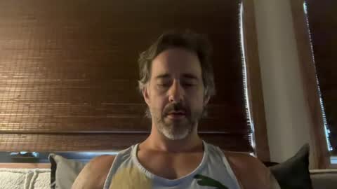 Snapshot of every_day_is_a_holiday chatting on June 18, 6:01 pm Every Day Is a Holiday online show from June 18, 6:01 pm