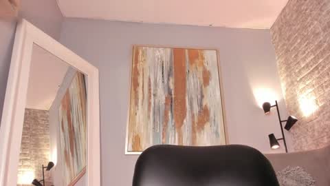 Snapshot of everyh chatting on January 16, 10:44 pm Sophia online show from January 16, 10:44 pm