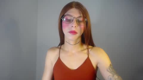 Snapshot of evi_kitty chatting on December 3, 2:36 am Evi online show from December 3, 2:36 am