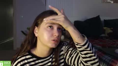 evi_woow online show from November 13, 9:36 pm