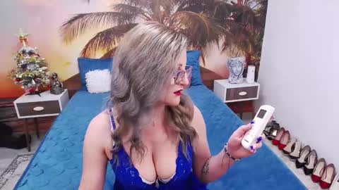 Evia online show from December 16, 8:48 pm