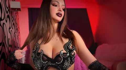 Vanessa Evian online show from December 1, 10:26 pm