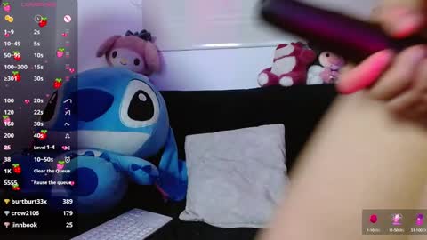 Snapshot of evie_cloud chatting on January 25, 8:53 am Evie Cloud online show from January 25, 8:53 am