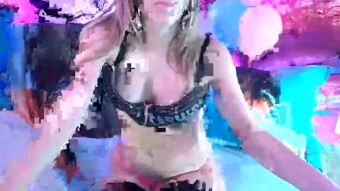 evie_hilll online show from January 11, 3:22 am