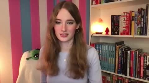 Evie3 online show from November 6, 8:10 pm