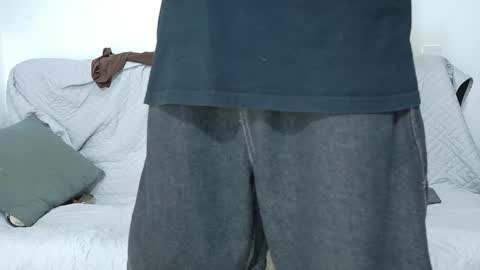 evil_boss1 online show from April 11, 4:06 am