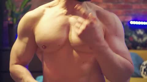 Snapshot of evildavil chatting on March 6, 8:38 pm David online show from March 6, 8:38 pm