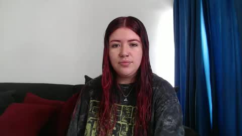 evilheart_69 online show from October 14, 4:08 pm