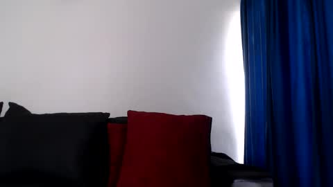 evilheart_69 online show from January 6, 6:44 pm