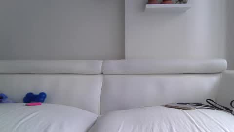 Snapshot of evillers1 chatting on May 12, 9:01 pm Badblondebunny online show from May 12, 9:01 pm