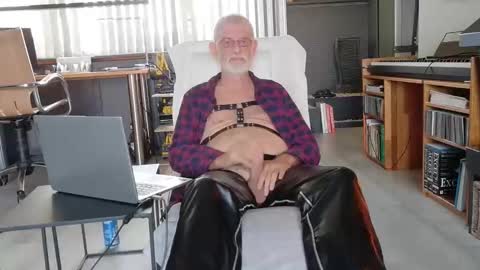 Naaktloper online show from October 26, 2:12 pm